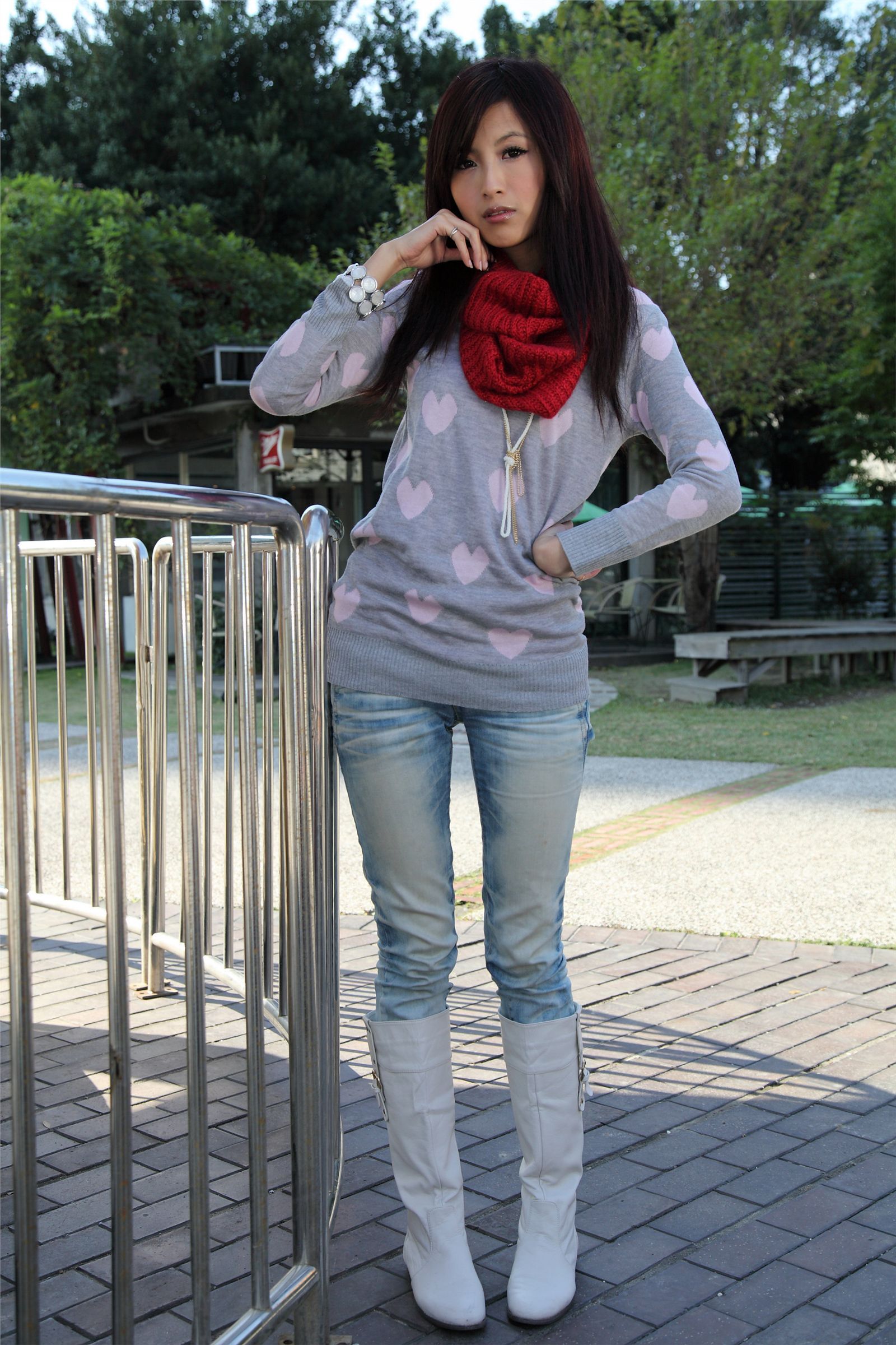 宜兰游拍 高清晰超大美少女图片打包下载